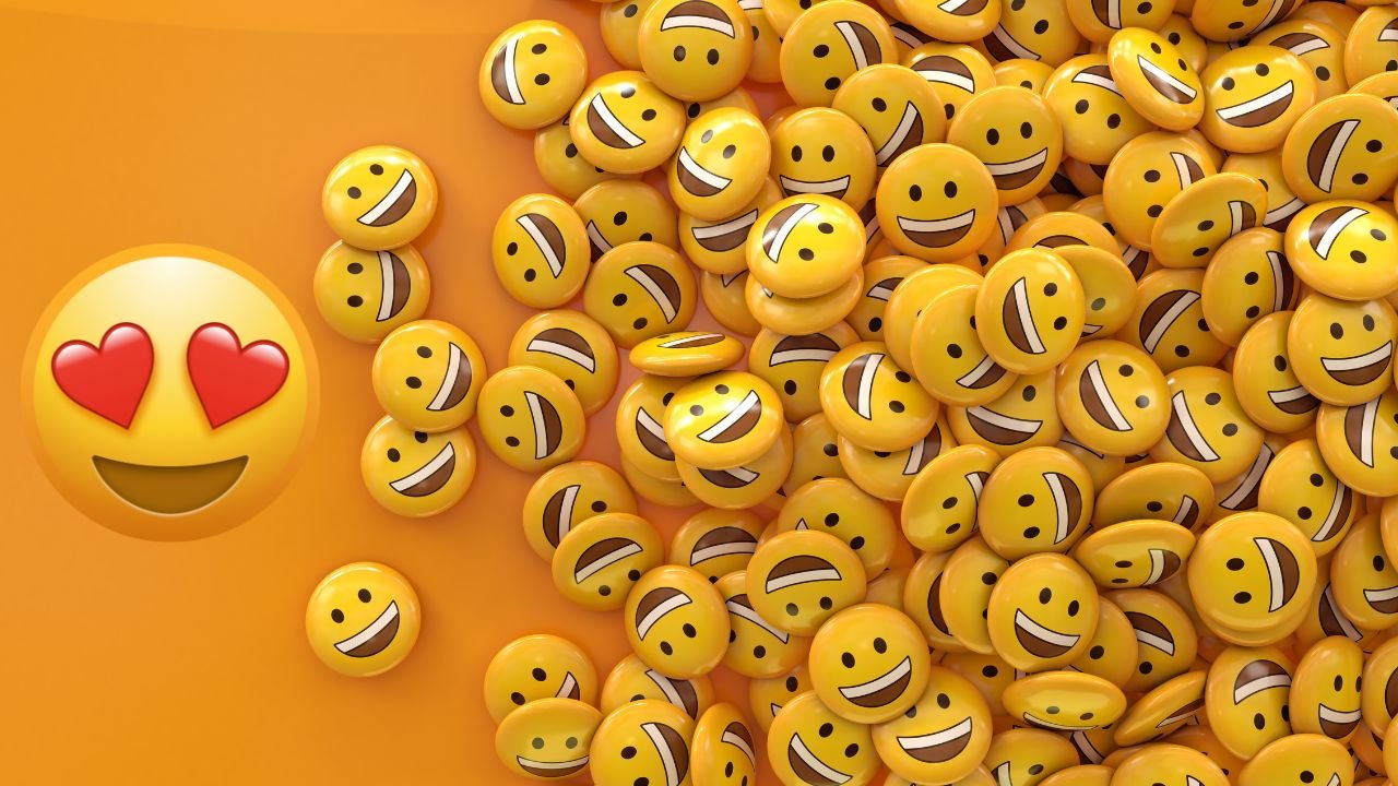 Snapchat Yellow Heart Emoji Meanings and How to Get It 2025